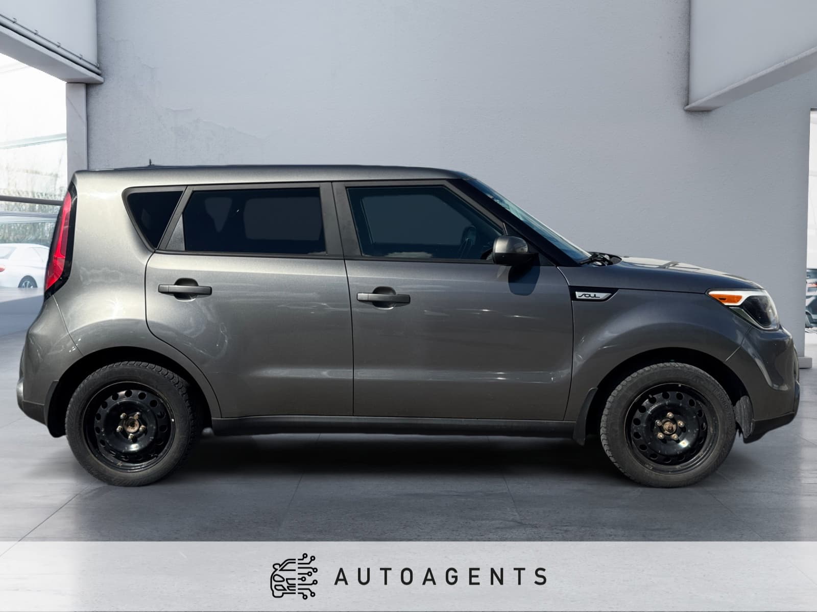 2016 Kia Soul BASE 6A