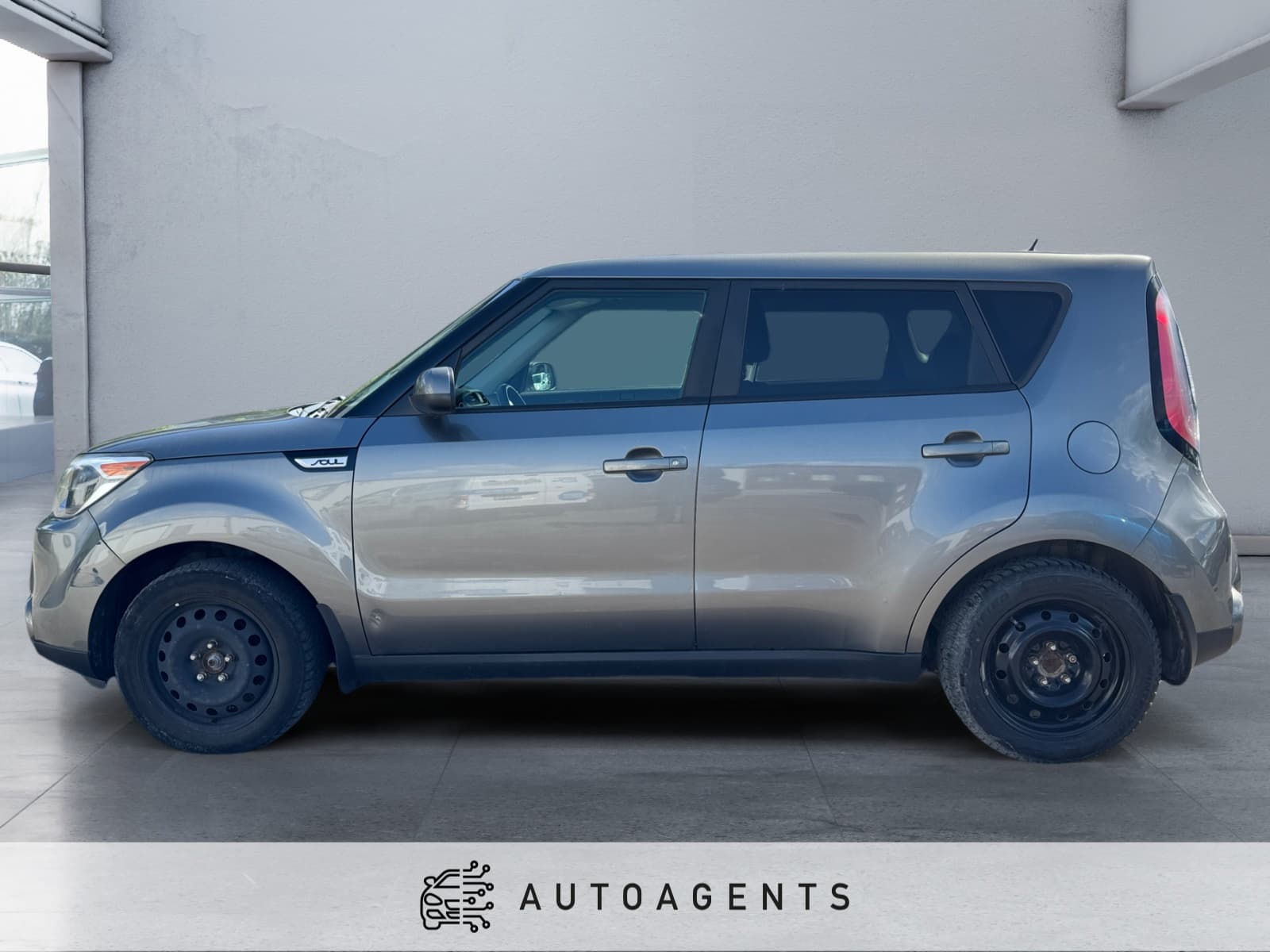 2016 Kia Soul BASE 6A