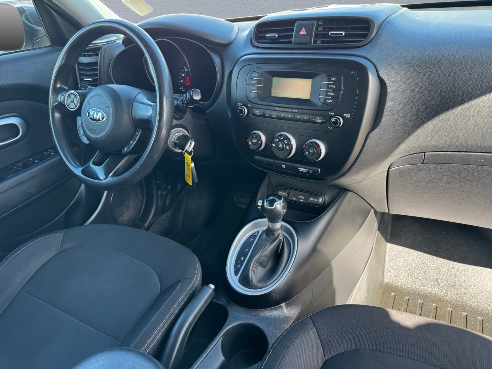 2016 Kia Soul BASE 6A