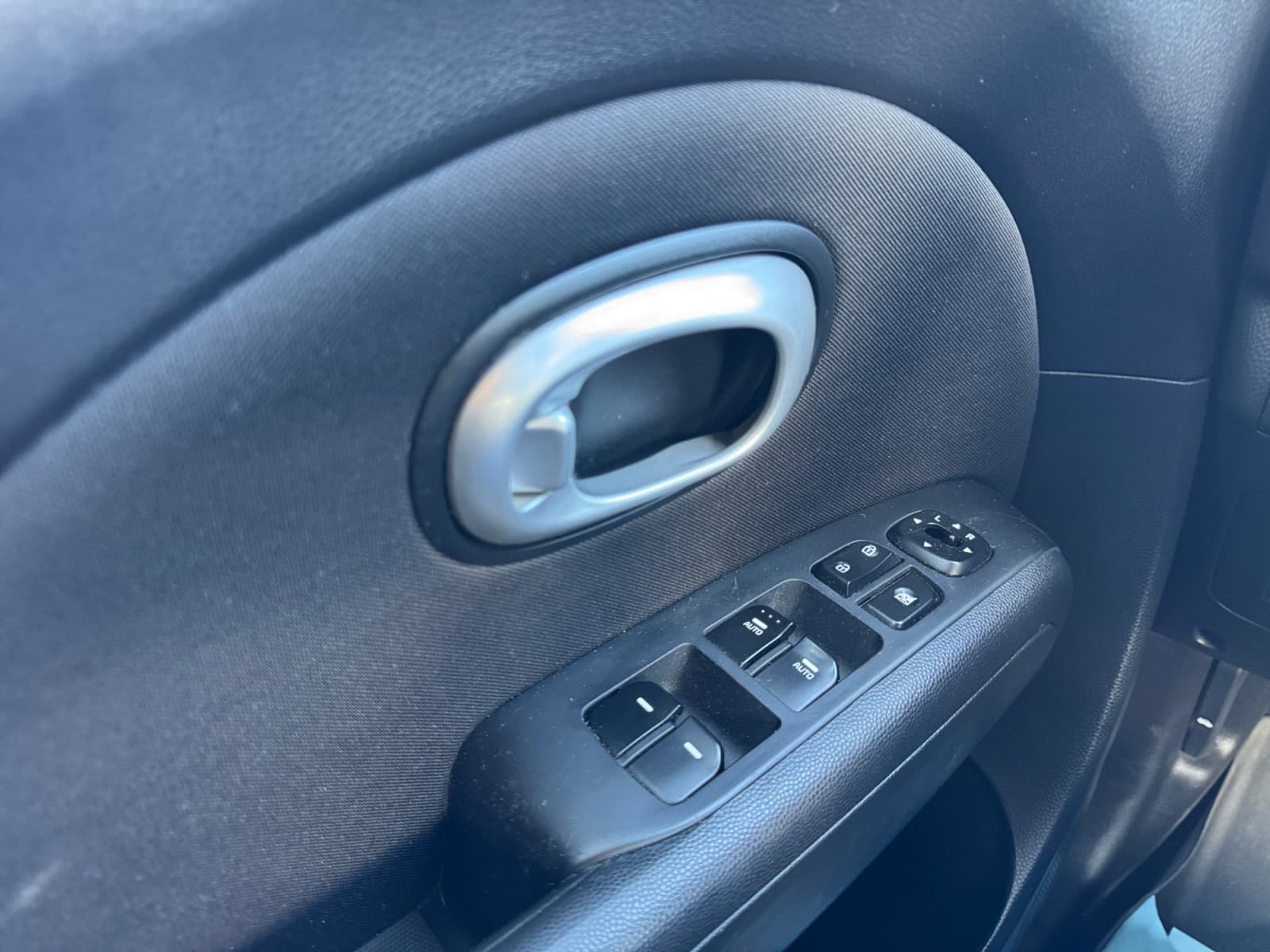 2016 Kia Soul BASE 6A