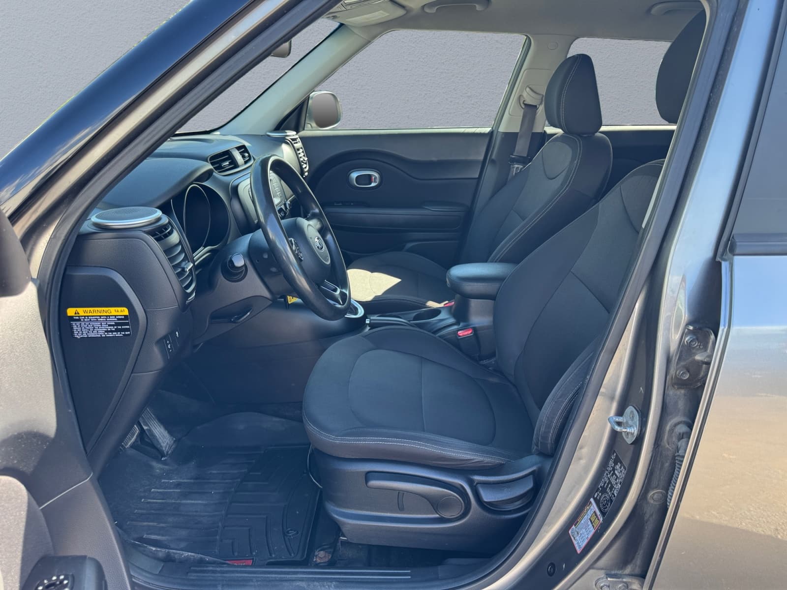 2016 Kia Soul BASE 6A